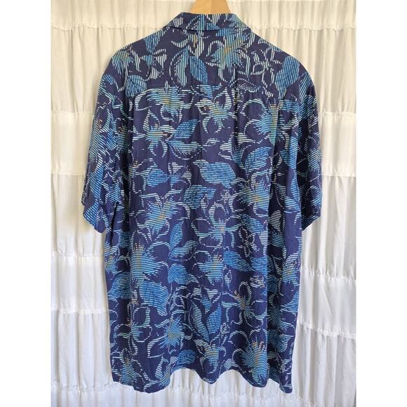 Tommy Bahama Mens XL Silk Blue Tropical Hawaiian Button Down Shirt Beach Party - Picture 3 of 6